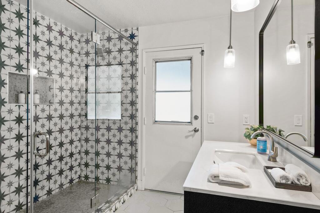 MLS #219136167DA image #16