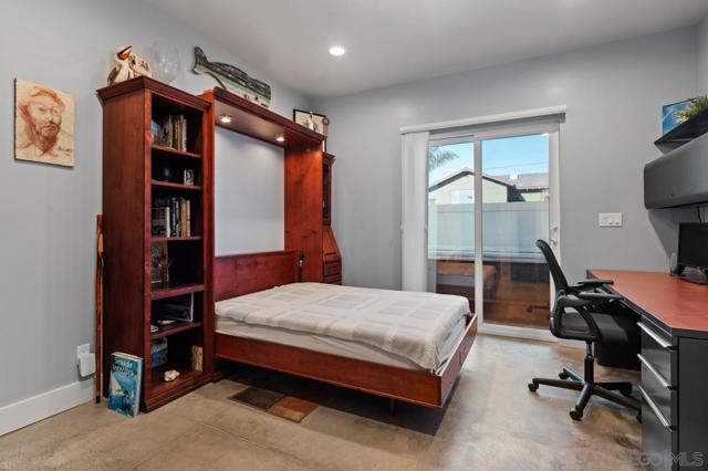 413 Delaware St, Imperial Beach CA: https://media.crmls.org/mediaz/58df0ab7-2f56-43b9-927f-04795b653f69.jpg