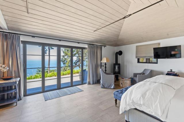 53810 Highway 1, Big Sur CA: https://media.crmls.org/mediaz/58df1da5-915f-47f5-a027-d70df1b35f67.jpg