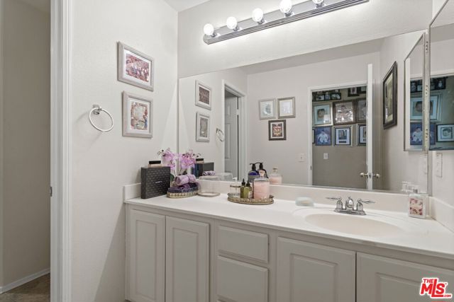 33716 Salvia Lane, Murrieta CA: https://media.crmls.org/mediaz/58e14a0e-f742-4098-92b0-5b338d8c7f2c.jpg