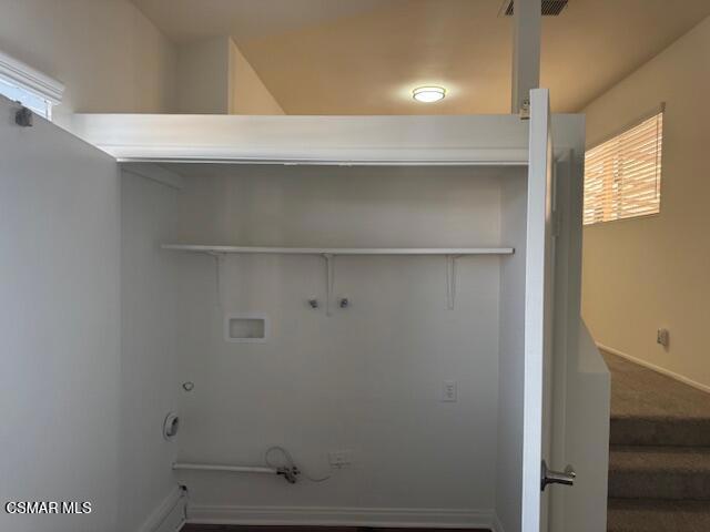 2485 Hillcrest Drive, Thousand Oaks CA: https://media.crmls.org/mediaz/58e16a7a-fe60-4072-888b-d2e996f70ecd.jpg