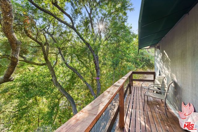 860 Old Topanga Canyon Road, Topanga CA: https://media.crmls.org/mediaz/58e26d51-9296-46a3-985b-e6c239fbe7b4.jpg
