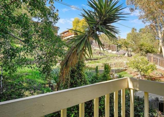 5366 Lake Murray Boulevard, La Mesa CA: https://media.crmls.org/mediaz/58e298a6-4a13-4ad2-8837-d4ff5609a03f.jpg