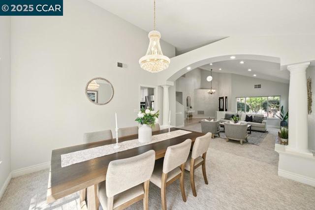 29 Blue Haven Ct, Danville CA: https://media.crmls.org/mediaz/58e2e760-593a-42d5-a4e8-210a41fa90c9.jpg