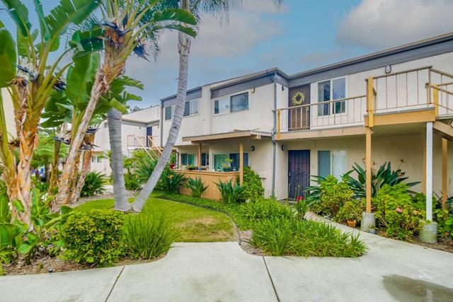 4125 Mount Alifan Pl, San Diego CA: https://media.crmls.org/mediaz/58e3f409-7e09-4fba-93b5-b0724ea220be.jpg