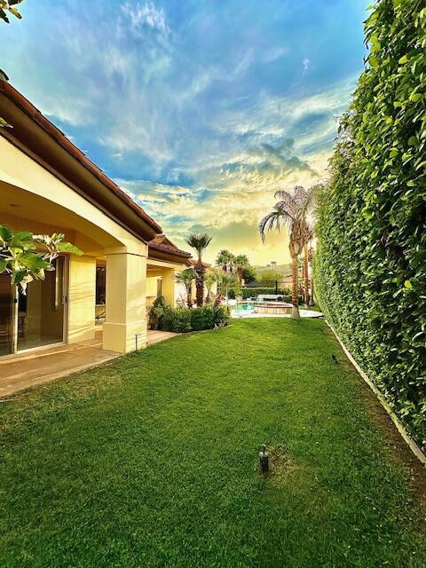 16 Villaggio Place, Rancho Mirage CA: https://media.crmls.org/mediaz/58e5ad81-fdcf-48a2-a27d-b8ada9afba4f.jpg