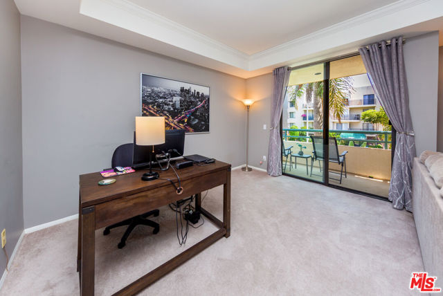 1851 Veteran Avenue, Los Angeles CA: https://media.crmls.org/mediaz/58e78702-a31b-490a-a20a-b4f49de096e7.jpg