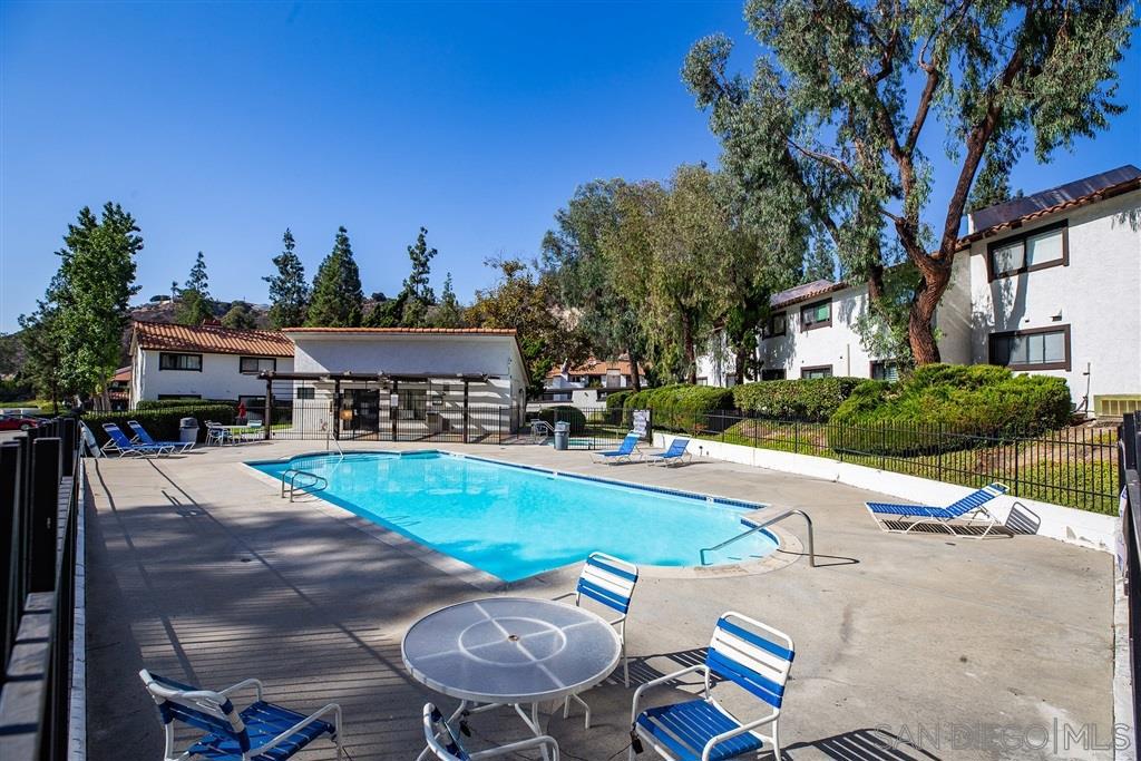 5025 Collwood Way - photo 13
