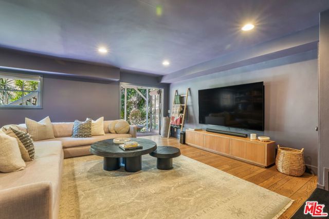 2015 Nichols Canyon Road, Los Angeles CA: https://media.crmls.org/mediaz/58e7aa63-3faf-43fb-94e9-f9d840b20dc4.jpg