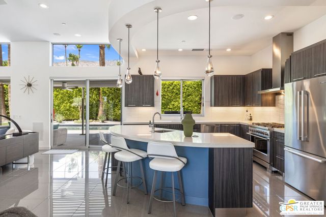 1449 N Via Miraleste, Palm Springs CA: https://media.crmls.org/mediaz/58e8c50f-2106-413f-9869-c6859675b4a7.jpg