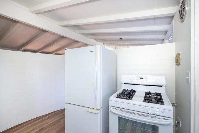 575 E Meadow Drive, Palo Alto CA: https://media.crmls.org/mediaz/58e94f5c-8310-46be-ae9b-dd95da8f5bbd.jpg
