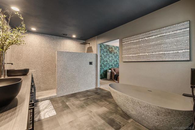142 Yale Dr, Rancho Mirage CA: https://media.crmls.org/mediaz/58e959df-b384-4bbf-80c8-3c4b9d49dd92.jpg