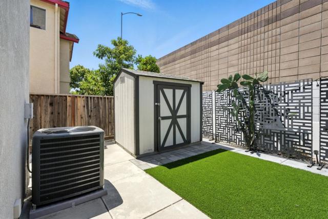 3665 Ivy Canyon Court, San Jose CA: https://media.crmls.org/mediaz/58e9e917-d7be-4d54-9398-879581deefc0.jpg