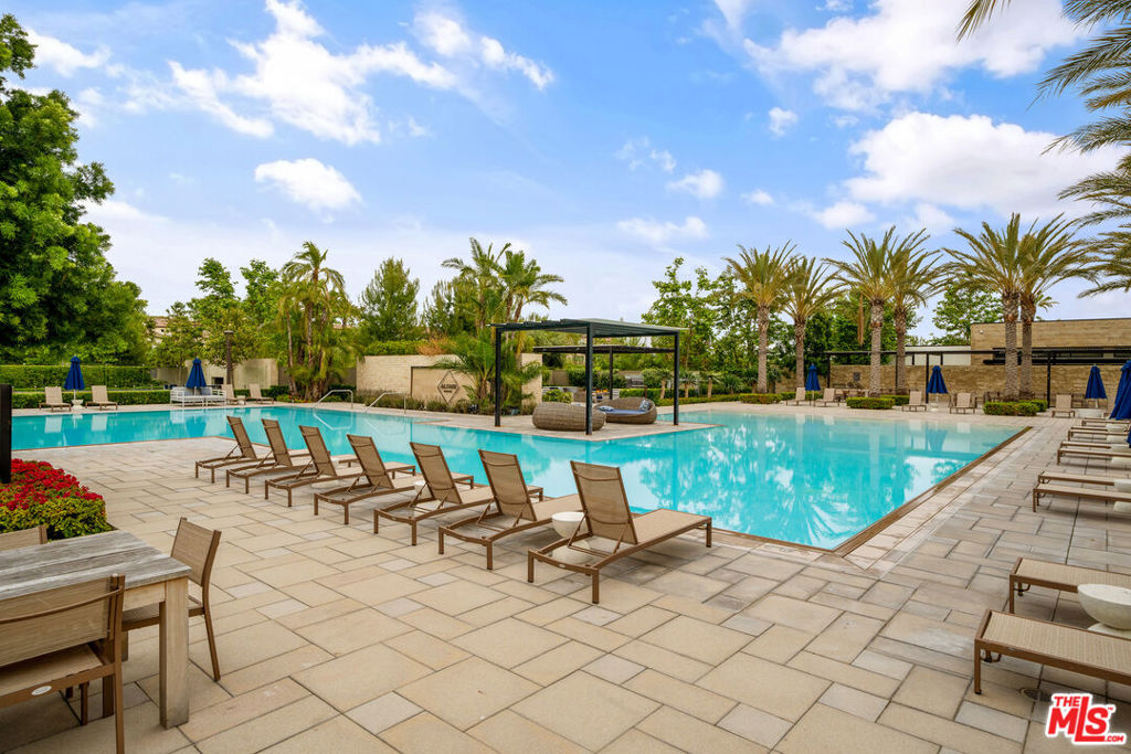 58e9fd21 3e90 4aa5 8ba0 Ad33da121358