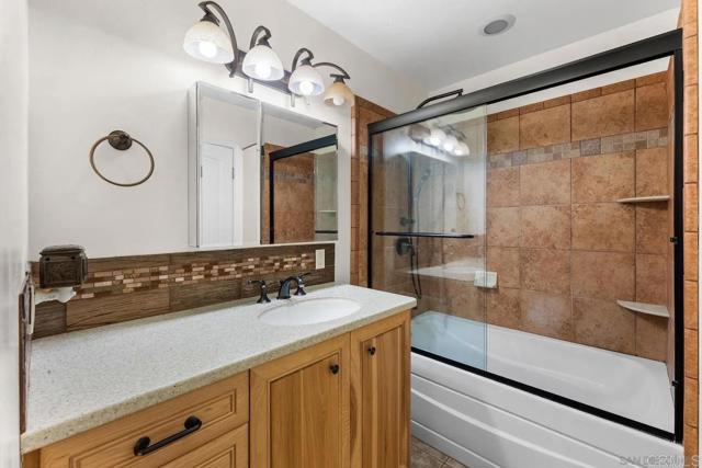 Detail Gallery Image 6 of 10 For 639 First Ave, Chula Vista,  CA 91910 - 3 Beds | 2 Baths