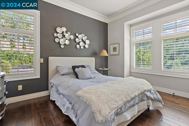 8 Julianna Court, Moraga CA: https://media.crmls.org/mediaz/58ec8a5c-287d-4223-a5f9-5e834efdf3be.jpg