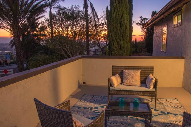 1682 Saddlehorn Drive, San Marcos CA: https://media.crmls.org/mediaz/58ec9576-ccbe-48a1-950d-3aa32fcd2f72.jpg