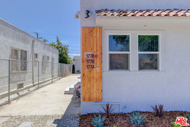 Image 2 for 1774 W 37Th Dr, Los Angeles, CA 90018