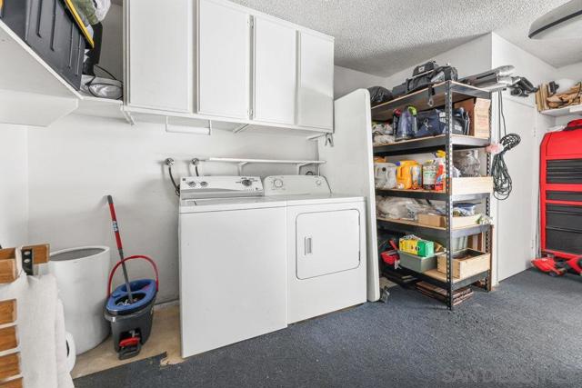 6140 Calle Mariselda, San Diego CA: https://media.crmls.org/mediaz/58eeae6d-fe3f-4fad-a6cb-2f431e23f4fe.jpg