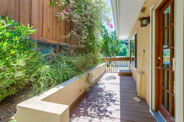 6032 Adobe Falls Rd, San Diego CA: https://media.crmls.org/mediaz/58eefd33-4c68-4d3c-aea3-31e95eb96409.jpg