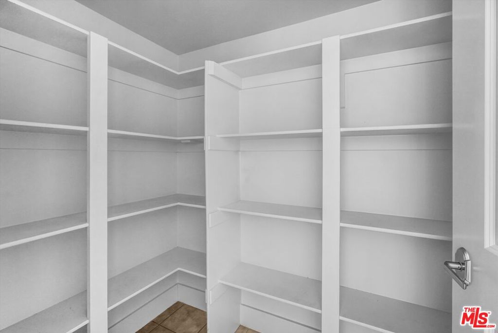 MLS #25611325 image #9