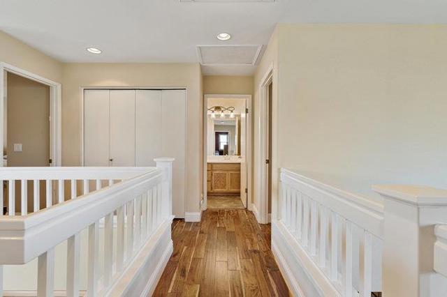 2421 Valley View Road, Hollister CA: https://media.crmls.org/mediaz/58f00ae8-6819-453b-9e7d-9f7ba840e9ed.jpg