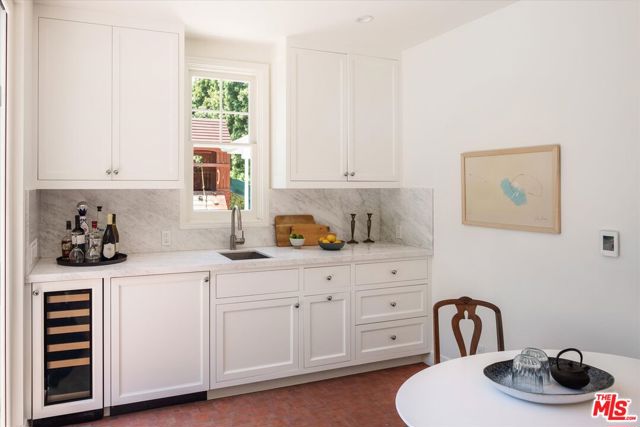 322 Lorraine Boulevard, Los Angeles CA: https://media.crmls.org/mediaz/58f0cc80-77ec-4eac-a4db-d976abf609da.jpg