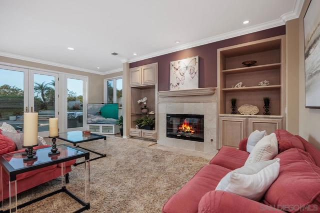 4798 Thurston Pl, San Diego CA: https://media.crmls.org/mediaz/58f0ff02-f32c-4b20-a60e-cc8deb9c0231.jpg