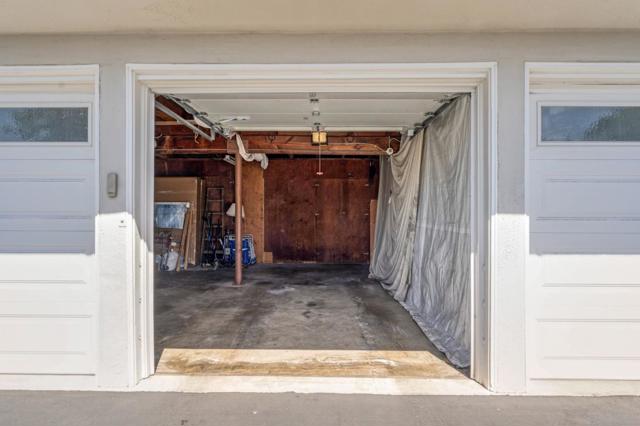 880 West Cliff Drive, Santa Cruz CA: https://media.crmls.org/mediaz/58f207d4-0861-4b62-8bd0-11d235e12abb.jpg
