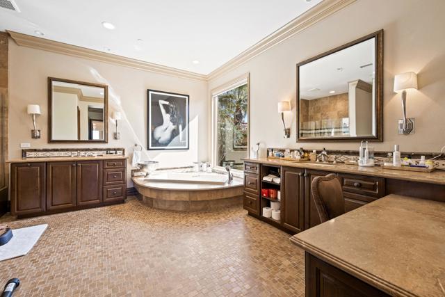75741 Via Stia, Indian Wells CA: https://media.crmls.org/mediaz/58f21d54-c166-4b08-8719-8b0060d3b913.jpg