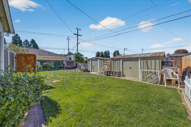 221 Tapadero Street, Salinas CA: https://media.crmls.org/mediaz/58f38926-0ca2-466d-a8c4-edb5522c0396.jpg