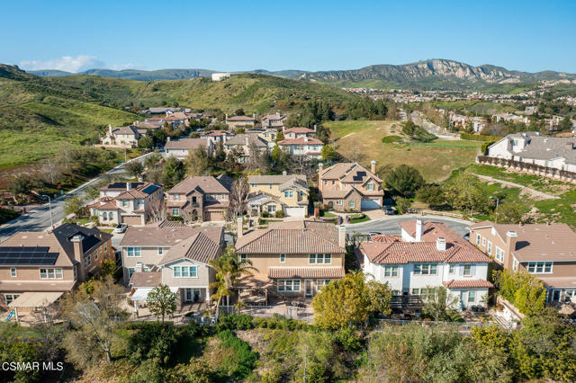 1728 Bluesage Court, Simi Valley CA: https://media.crmls.org/mediaz/58f4a39d-695d-42af-992f-491d8d492121.jpg