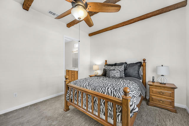 40752 Calle Guapo, Indio CA: https://media.crmls.org/mediaz/58f4ce87-4d4e-4dcc-b64c-3342298e8b1a.jpg