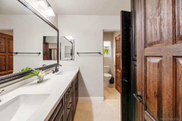 15484 Markar Rd, Poway CA: https://media.crmls.org/mediaz/58f5015b-aa5b-461f-82a8-41b36b8d1076.jpg