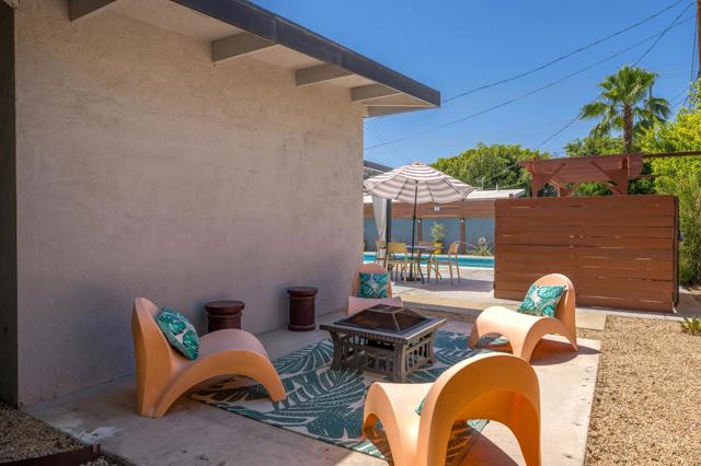 515 N Calle Marcus, Palm Springs CA: https://media.crmls.org/mediaz/58f524ac-a5fa-4972-8506-d2c063a385b2.jpg