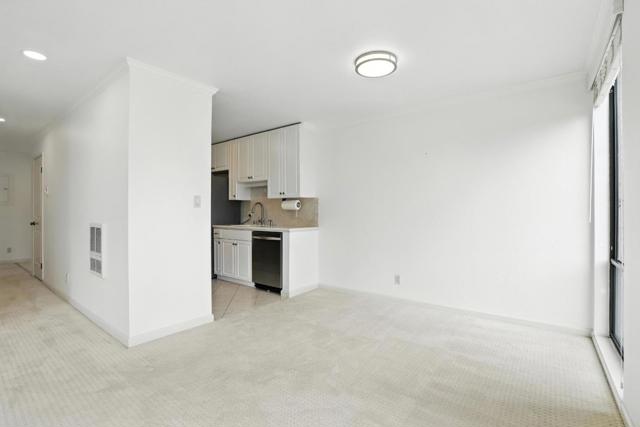 1171 Compass Lane, Foster City CA: https://media.crmls.org/mediaz/58f58509-ad74-424b-9c8b-392b0437217a.jpg