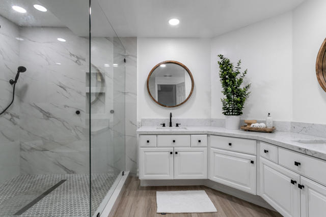 Image 18 of 68 For 72915 Deer Grass Drive