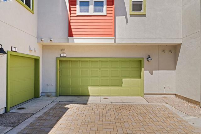 389 Basswood Cmn, Livermore CA: https://media.crmls.org/mediaz/58f76482-e0ea-4cc0-a94e-85d75849c3a4.jpg