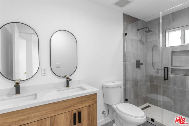 10827 Hartsook Street, North Hollywood CA: https://media.crmls.org/mediaz/58f7baa6-f02e-433c-b78e-26544aa14c27.jpg