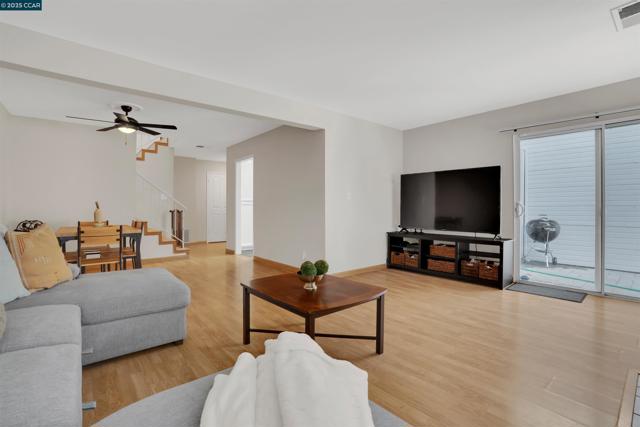 107 Pelican Loop, Pittsburg CA: https://media.crmls.org/mediaz/58f8203d-2fff-4a34-9e77-c1ec8ae0e017.jpg