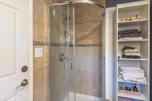 Image 38 of 53 For 239 Belgatos Road