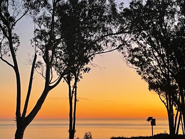 825 Balboa Avenue, Capitola CA: https://media.crmls.org/mediaz/58f84c32-3e24-4311-9e0d-eabef61e61f2.jpg