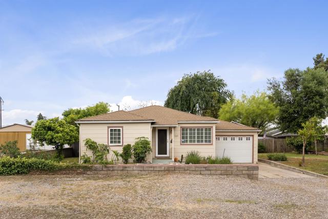 Detail Gallery Image 1 of 1 For 1265 Dawnridge Ave, El Cajon,  CA 92021 - 2 Beds | 1 Baths