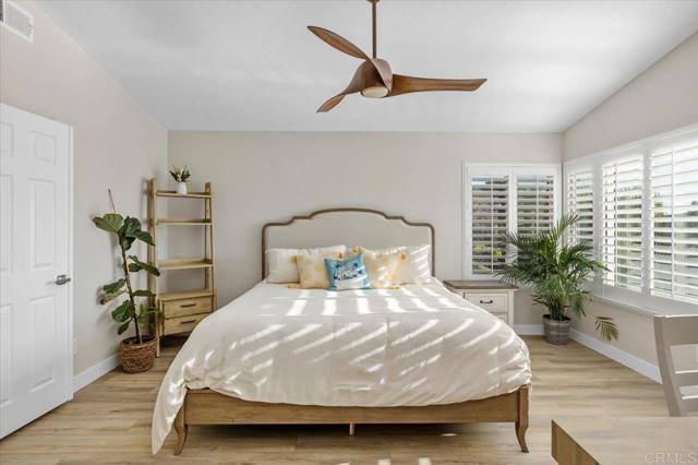 962 Chardonney Way, Escondido CA: https://media.crmls.org/mediaz/58f9e9ca-2309-41fe-a59a-7dc413d421d2.jpg