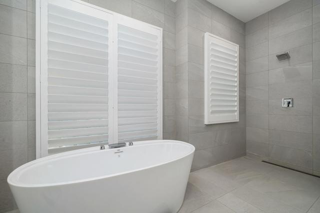 770 Deer Haven Circle, Palm Desert CA: https://media.crmls.org/mediaz/58faa41e-ff57-44df-93f6-9d29b8293d63.jpg