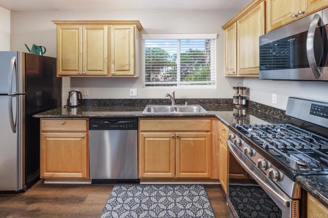 303 305 Sanford Street, Encinitas CA: https://media.crmls.org/mediaz/58fae057-5248-4454-bad0-533c5ed20782.jpg