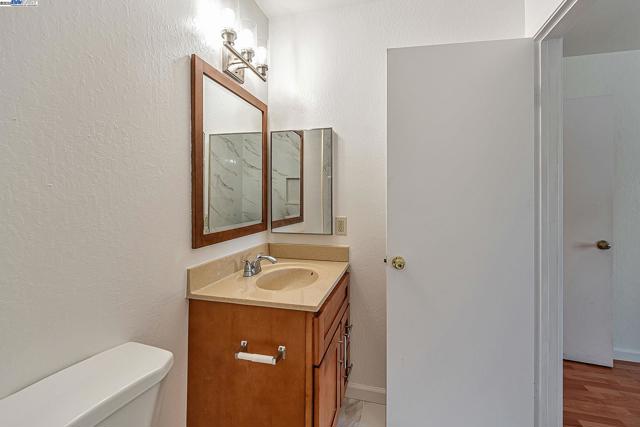 2538 E 16Th St, Oakland CA: https://media.crmls.org/mediaz/58fca788-bcea-4e96-b202-723f35229ed1.jpg