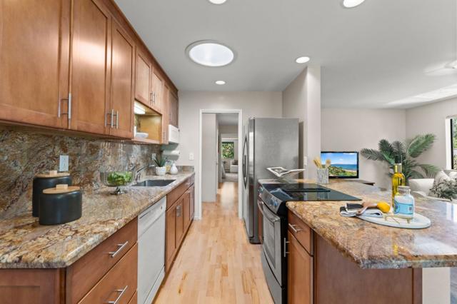 938 Clark Avenue, Mountain View CA: https://media.crmls.org/mediaz/58fceac3-0452-44b4-bf27-c9c8c50834e3.jpg