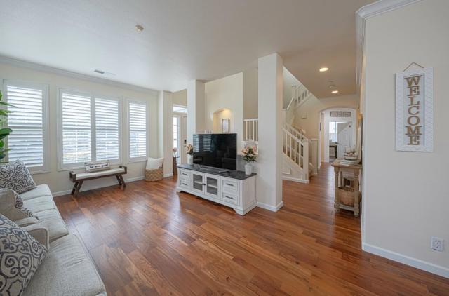 1818 Lancashire Drive, Salinas CA: https://media.crmls.org/mediaz/58fd4a37-364d-413f-82f7-2f658abf8cde.jpg