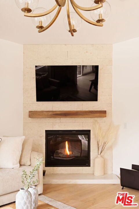 24229 La Montura Drive, Valencia CA: https://media.crmls.org/mediaz/58fdb895-215b-4aa6-b0dc-5a24985229eb.jpg
